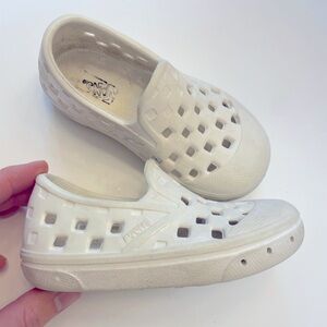 Toddler vans MTE slip-ons